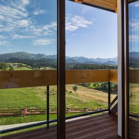 Kopieniec Fizjo- Med & ホテル