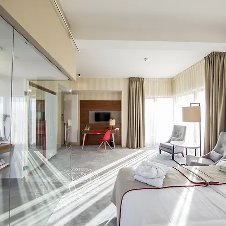 Kopieniec Fizjo- Med & Hotel 4*