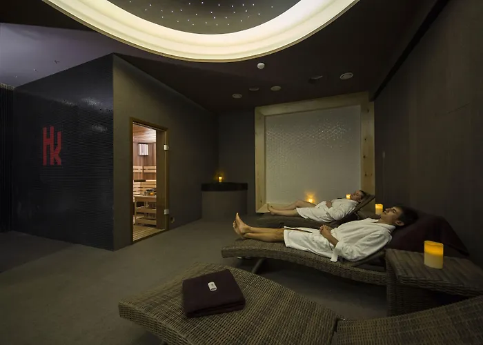 Kopieniec Fizjo- Med & 4* ムジャシフレ