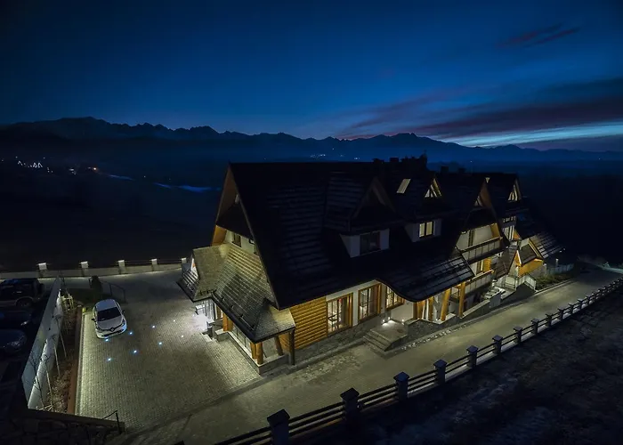 Kopieniec Fizjo- Med & ホテル