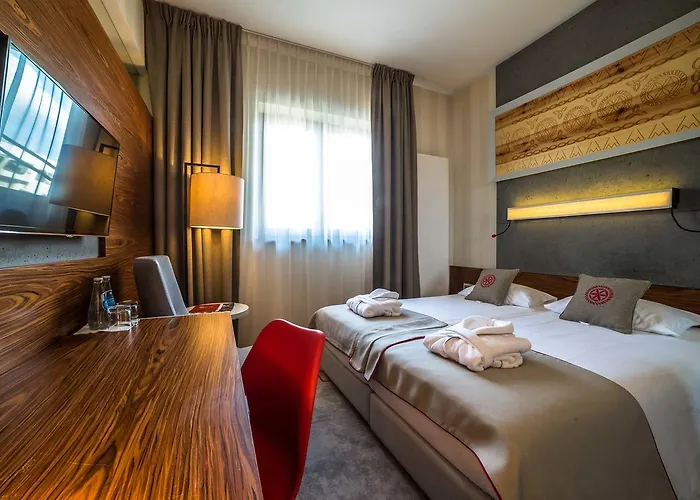 Kopieniec Fizjo- Med & ホテル ムジャシフレ