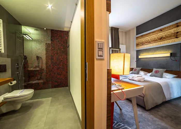 Kopieniec Fizjo- Med & ホテル ムジャシフレ